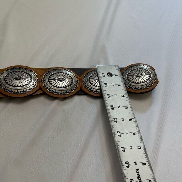 Chico’s Leather Belt Size Medium - Picture 7 of 8